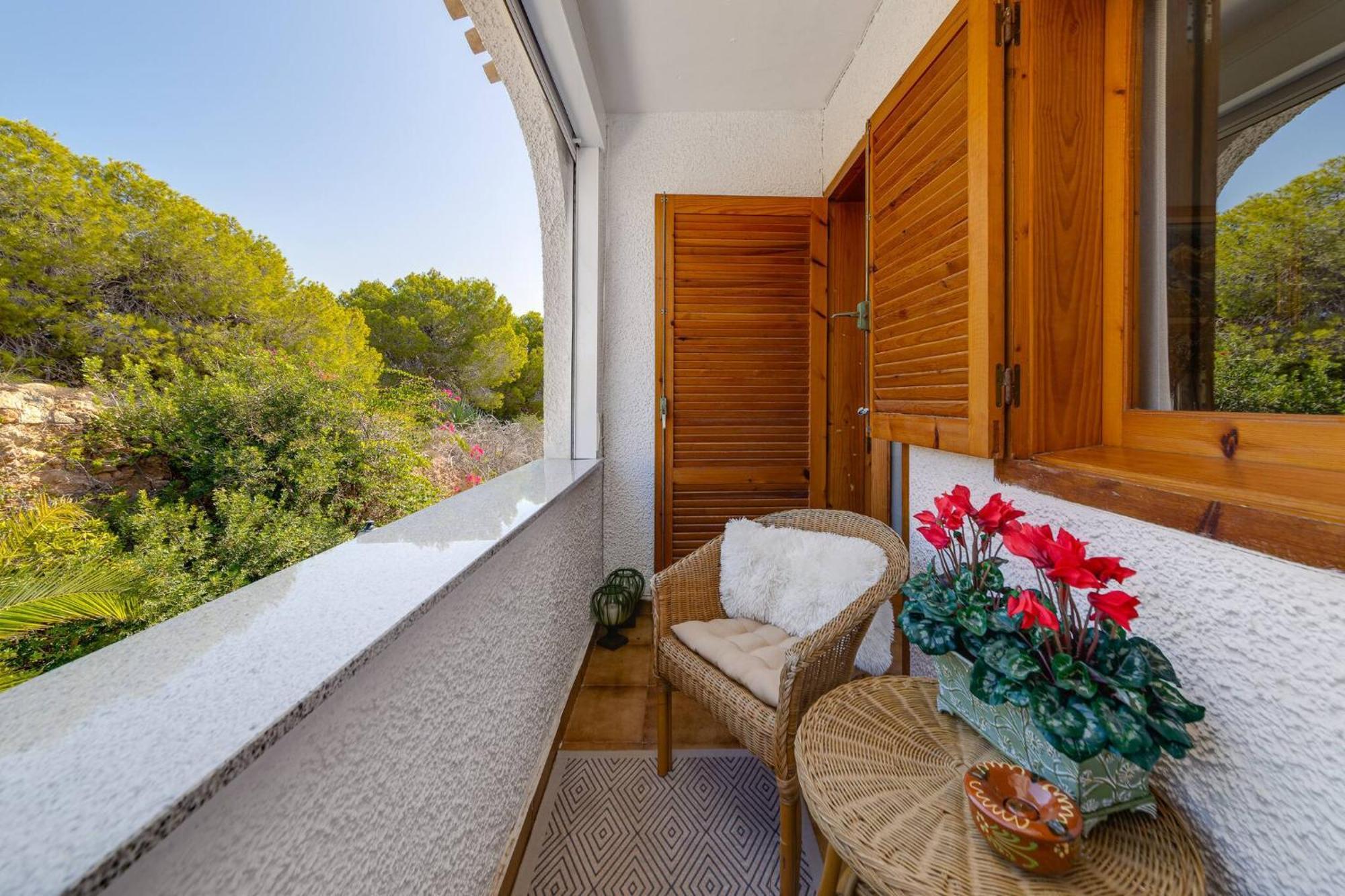 Cb Living - 2 Bedroom Beach Condo, Playa Flamenca 오리후엘라 외부 사진